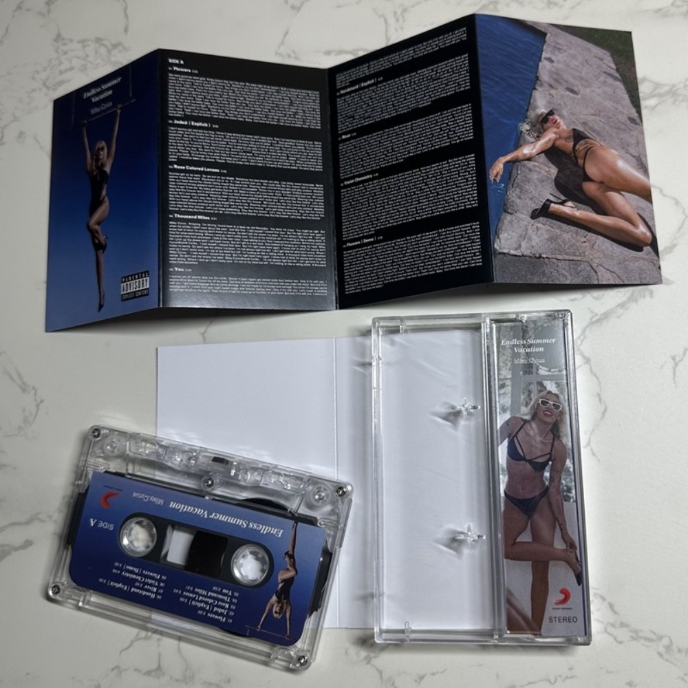 Miley Cyrus Cassette Tape | En - Audio Music For incelemesi ve fiyatı